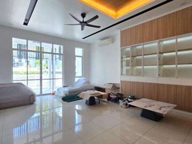 22x80 Fully Renovated 2 sty Mellowood Parkhome Eco Majestic Semenyih