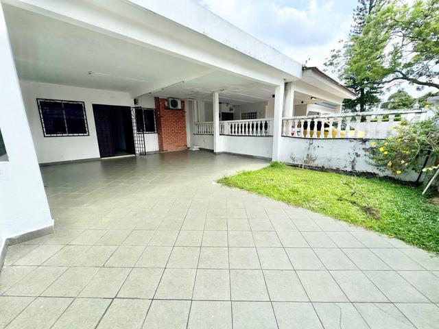22x80 Single Storey SS3 Taman University Petaling Jaya