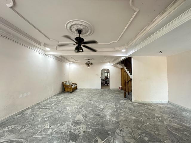 22x85 Face Field 2 Storey Taman Jaya Utama Telok Panglima Garang House