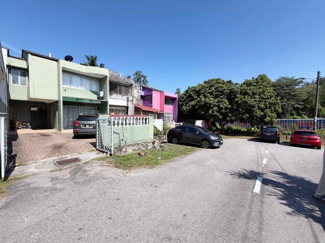 22x89 FREEHOD Double Storey Taman Kelab Ukay Ampang nr Kemensah