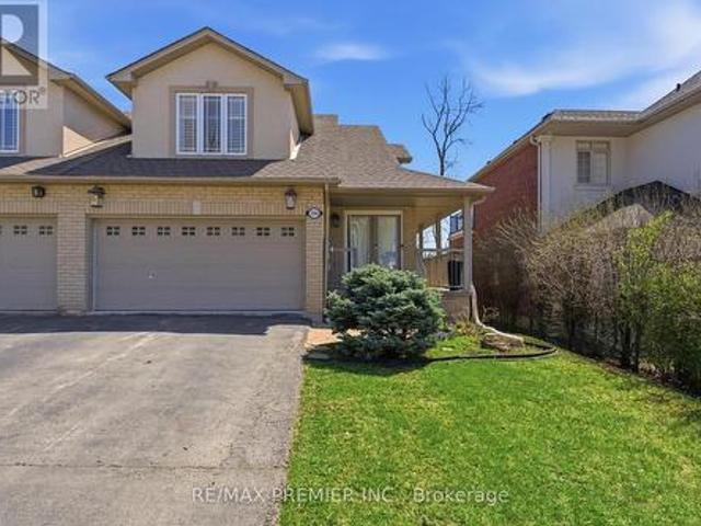 2304 Sovereign Street, Oakville, ON, L6L 1L6 house for sale | Listing ID W13043 | Royal LePage