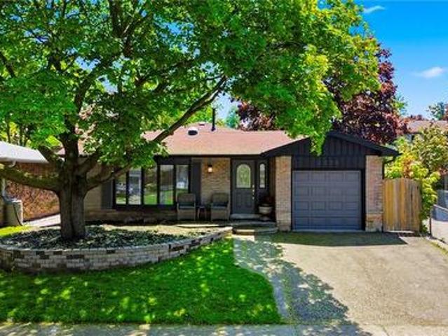 2306 Devon Road, Oakville, ON, L6J 5R4 house for sale | Listing ID 40840 | Royal LePage