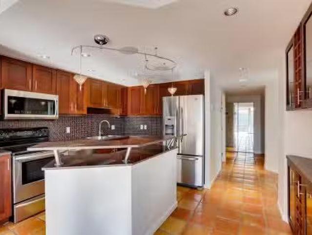 2307 1050 Burrard Street, Vancouver, BC, V6Z 2S3 Single Fami.