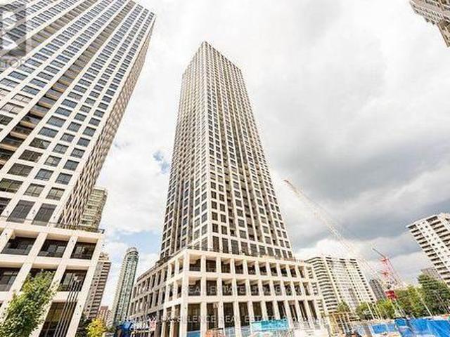 2307 30 Elm Drive, Mississauga, ON, L5B 0N6 condo for sale | Listing ID W13472 | Royal LePage