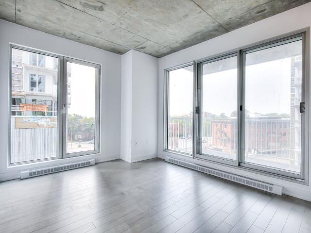 2300 Rue Tupper #414