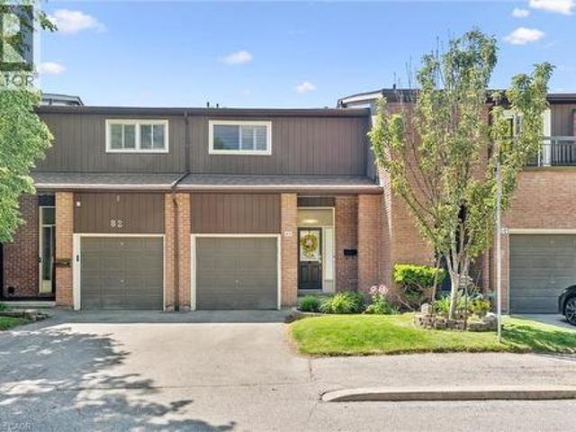 2301 Cavendish Drive Unit# 83, Burlington, ON, L7P 3M3 townhouse for sale | Listing ID 40835 | Royal LePage
