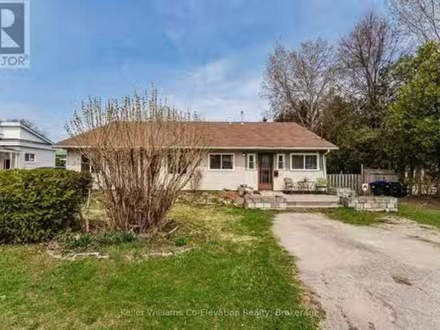 230 Elizabeth Street, Midland, ON, L4R 1Y4 house for sale L.