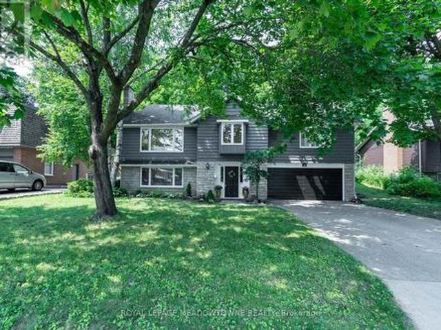 230 Kribs Street, Cambridge, ON, N3C 2L7 house for sale | Listing ID X12276 | Royal LePage