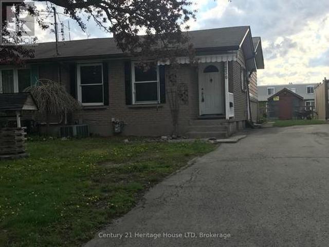 230 Hospital Drive, Fort Erie Central, ON, L2A 5X1 house for sale | Listing ID X13114 | Royal LePage