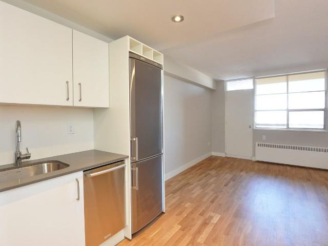 230 Oak Street 1 Bedroom Apartment for Rent at 230 Oak St, Toronto, ON M5A 2E2 Regent Park