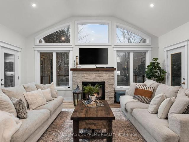 230 Lookout Dr