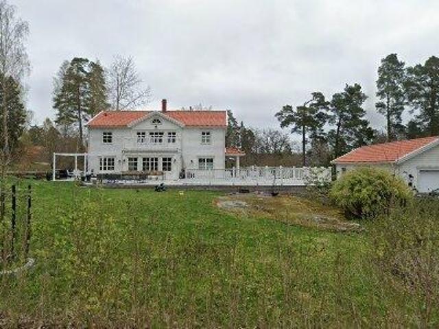 230 m2 lägenhet uthyres i Österåker