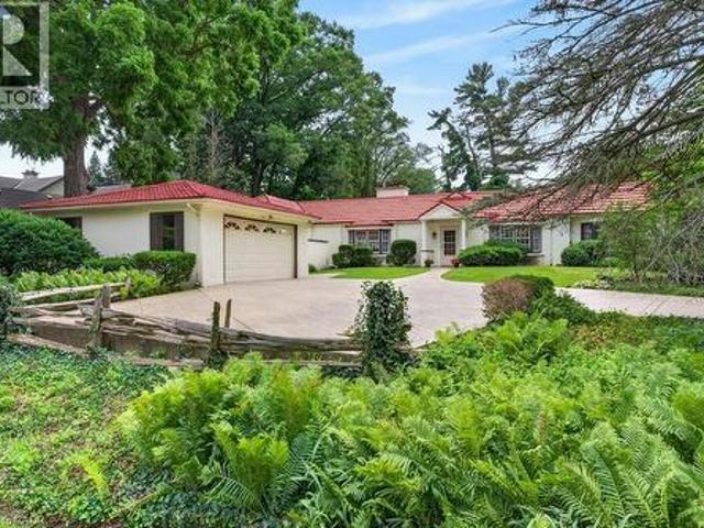 230 Morrison Road, Oakville, ON, L6J 4J4 house for sale | Listing ID 40846 | Royal LePage