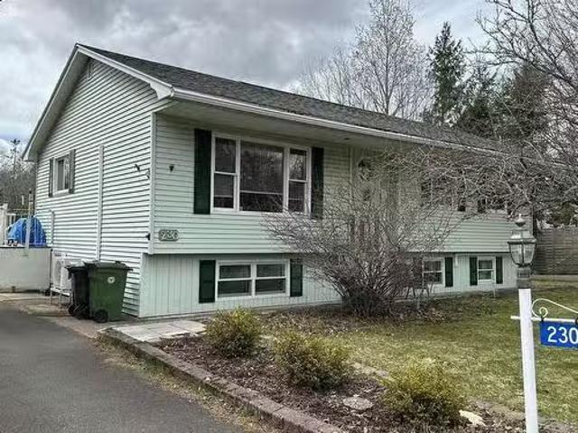 230 Salmon River Road, Valley, NS, B6L 2S9 house for sale L.