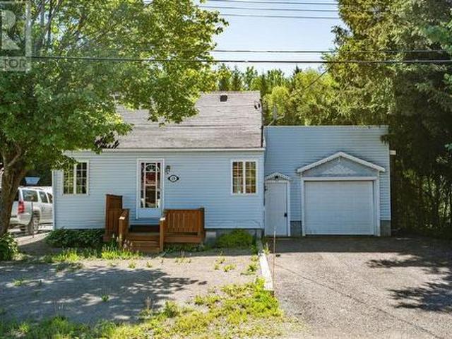 230 St Patrick St, Sault Ste. Marie, ON, P6C 3S5 house for sale | Listing ID SM261468 | Royal LePage