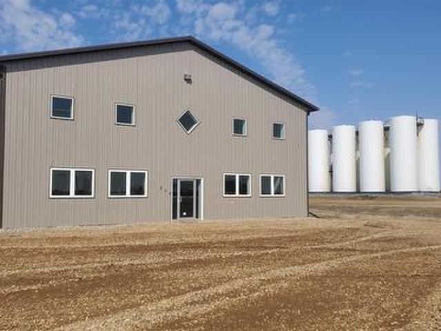 230 Pierce Drive, Weyburn Rm No. 67, SK, S4H 2J8 commercial for sale | Listing ID SK041089 | Royal LePage