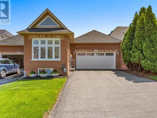 2314 Stonehaven Avenue, Niagara Falls Stamford, ON, L2J 4K1 house for sale | Listing ID X13169 | Royal LePage