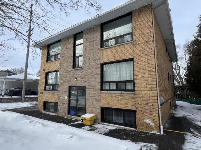 2315 Baseline Road 6 Ottawa, ON K2C0E2