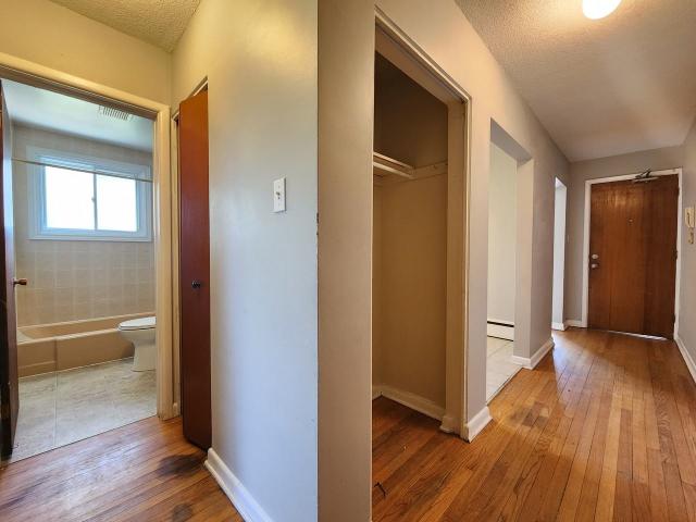 2315 Baseline 1 Bedroom Apartment for Rent at 2315 Baseline Rd, Ottawa, ON K2C 0E2 Ridgeview