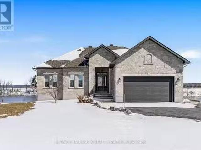 2311 Principale Street, Alfred And Plantagenet, ON, K0A 3K0.