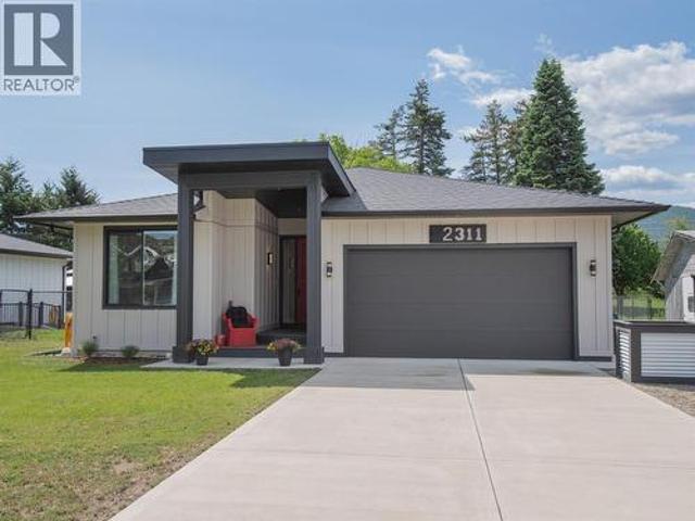 2311 Thornber Street, Summerland, BC, V0H 1Z9 house for sale | Listing ID 10389 | Royal LePage