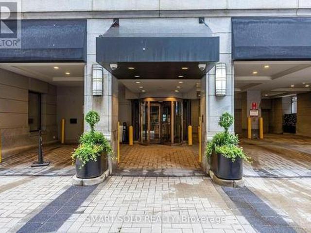 2311 1 King Street W, Toronto, ON, M5H 1A2 condo for sale | Listing ID C13554 | Royal LePage