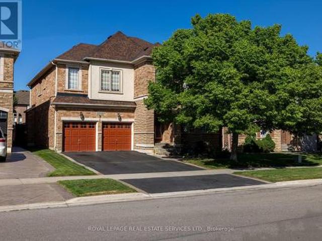 2313 Coronation Drive, Oakville, ON, L6H 7N1 house for sale | Listing ID W13136 | Royal LePage