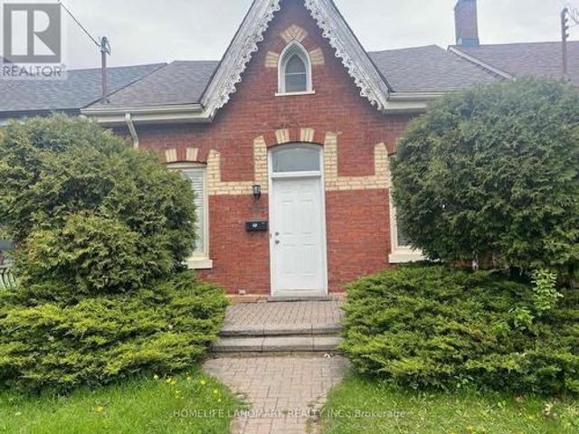 231 Clinton Street, Toronto, ON, M6G 2Y4 house for lease | Listing ID C13554 | Royal LePage