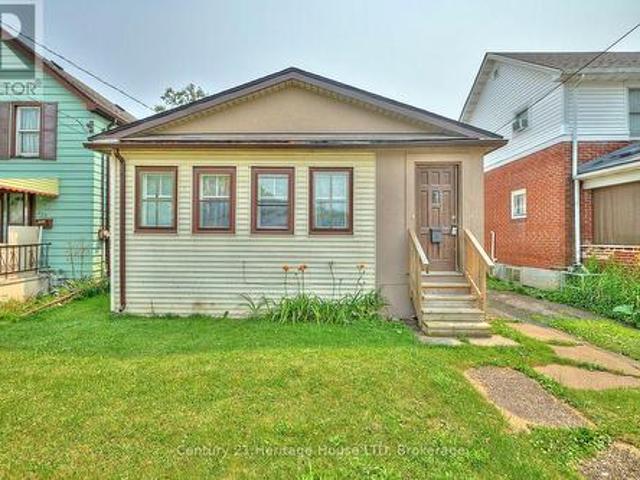 231 Dufferin Street, Fort Erie Central, ON, L2A 2T7 house for sale | Listing ID X13597 | Royal LePage