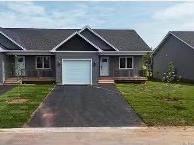 231 Simone Gallant St, Shediac, NB, E4P 2B7 house for sale.
