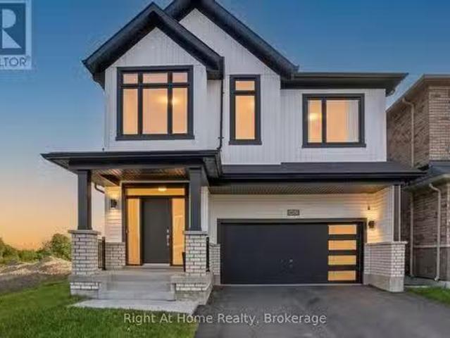 2324 Verne Bowen Street, Oshawa Kedron, ON, L1L 0V6 house.