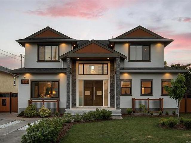 2328 Dunlevy St, Oak Bay, BC, V8R 5Y9 house for sale | Listing ID 982939 | Royal LePage