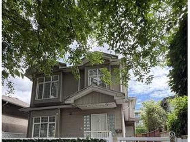 2320 Dundas Street, Vancouver, BC, V5L 1K1 house for lease | Listing ID R3137 | Royal LePage