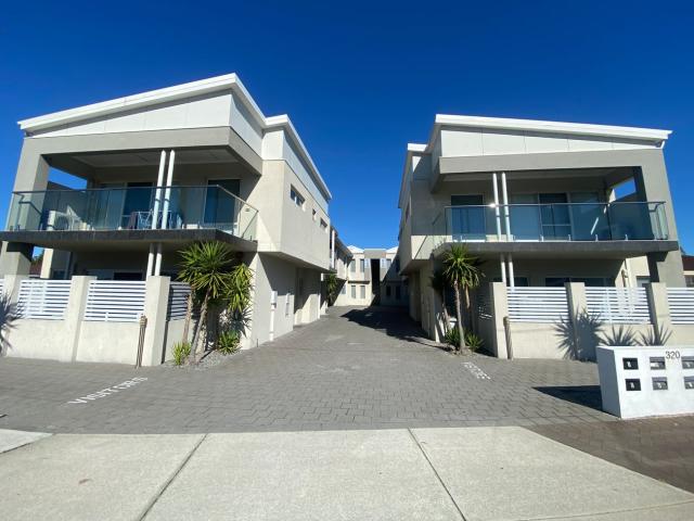 2/320 Walter Road, MORLEY, WA 6062