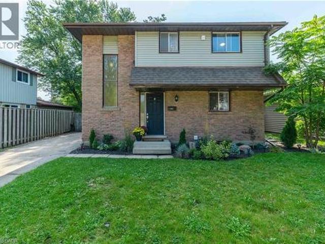 232 Cedarwoods Crescent, Kitchener, ON, N2C 2J8 lease for lease | Listing ID 40822 | Royal LePage