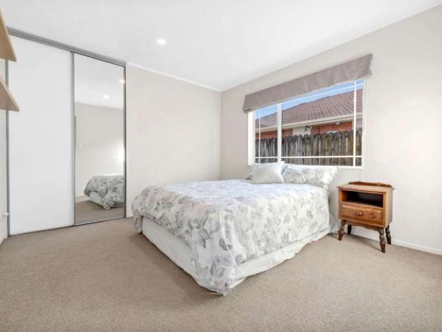 2/32 Glanworth Place, Dannemora, Manukau City