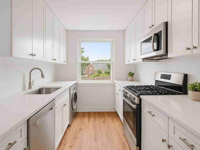 232 Elm Street 1 Bedroom Apartment for Rent at 232 Elm St, St Thomas, ON N5R 1J5