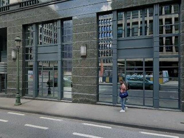 232 m2 office space for rent in Stad Brussel