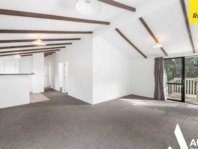 2/32 Sunnyvale Privacy and leisure