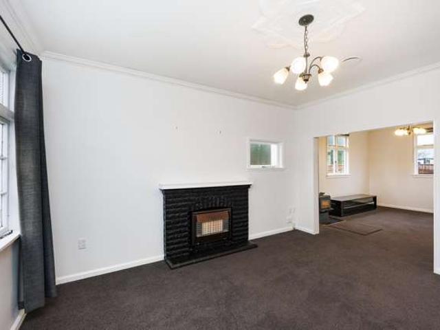 232 Tremaine Avenue, Highbury, Palmerston North City