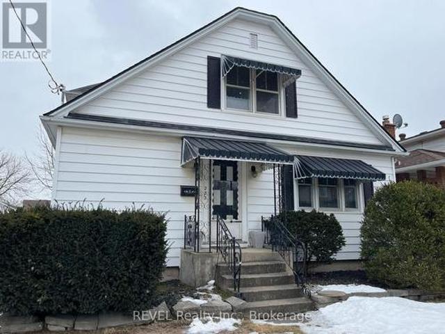 232 Vine Street, St. Catharines Facer, ON, L2M 4T1 investment for lease | Listing ID X13108 | Royal LePage