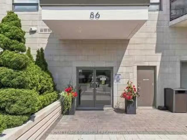 233 86 Woodbridge Avenue, Vaughan, ON, L4L 0E4 condo for sal.