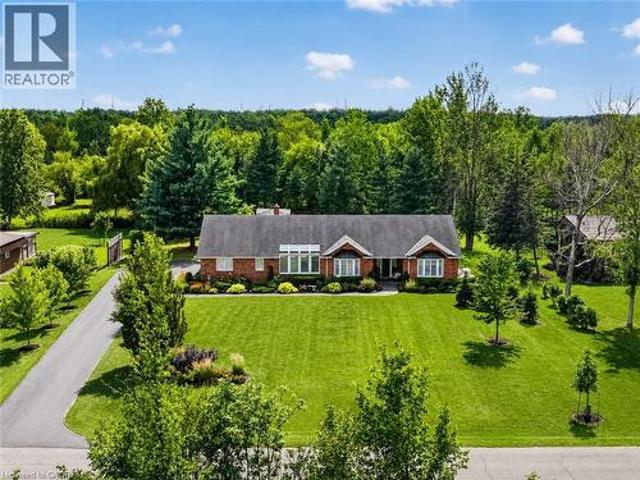 233 Cairns Crescent, Fort Erie, ON, L2A 5M4 house for sale | Listing ID 40856 | Royal LePage