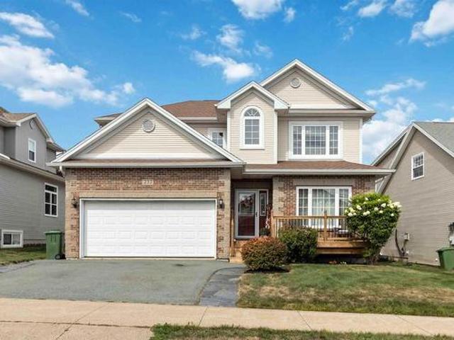 233 Starboard Drive, Halifax, NS, B3M 4V4 house for sale | Listing ID 202605 | Royal LePage