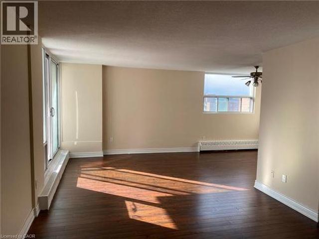 2345 Confederation Parkway Unit# 1103, Mississauga, ON, L5B 2H3 lease for lease | Listing ID 40841 | Royal LePage