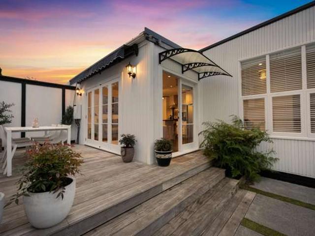 2/34 Clifton Rd, Herne Bay, Auckland City