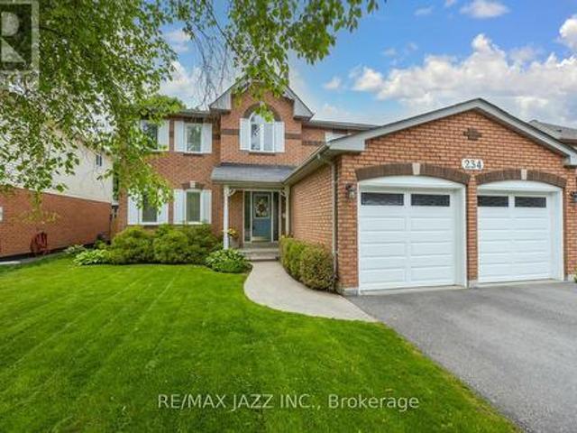 234 Glenabbey Drive, Clarington, ON, L1E 2V3 house for sale.