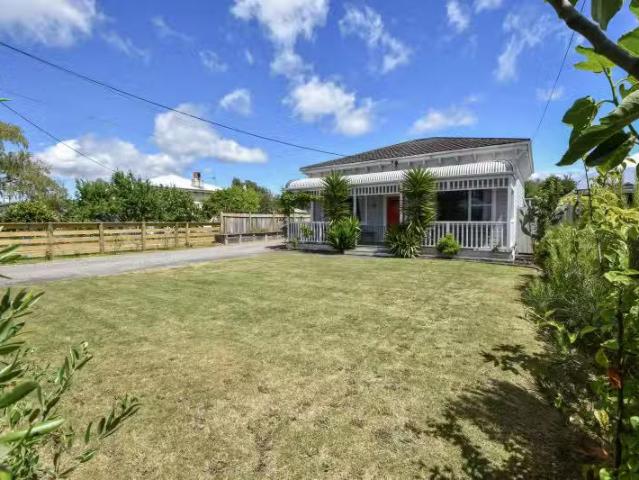 234 High Street South, Carterton, Carterton