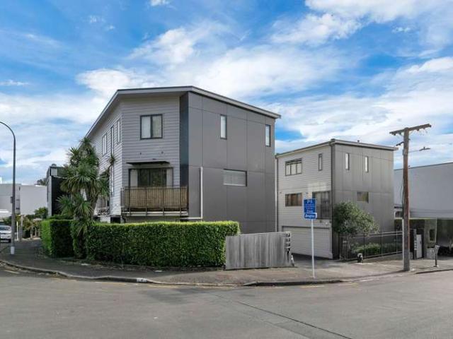 2/34 Ireland Street, Freemans Bay, Auckland City