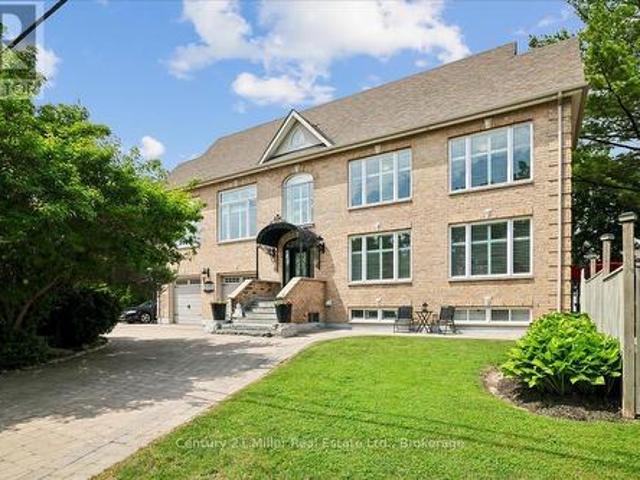2355 Old Carriage Road, Mississauga Erindale, ON, L5C 1Y6 house for sale | Listing ID W13444 | Royal LePage
